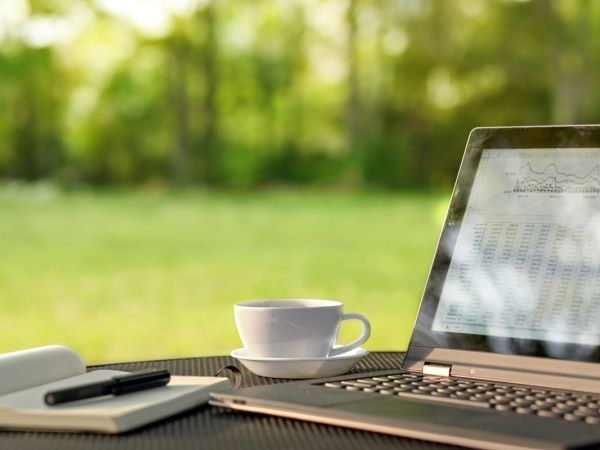 Laptop im Freien
